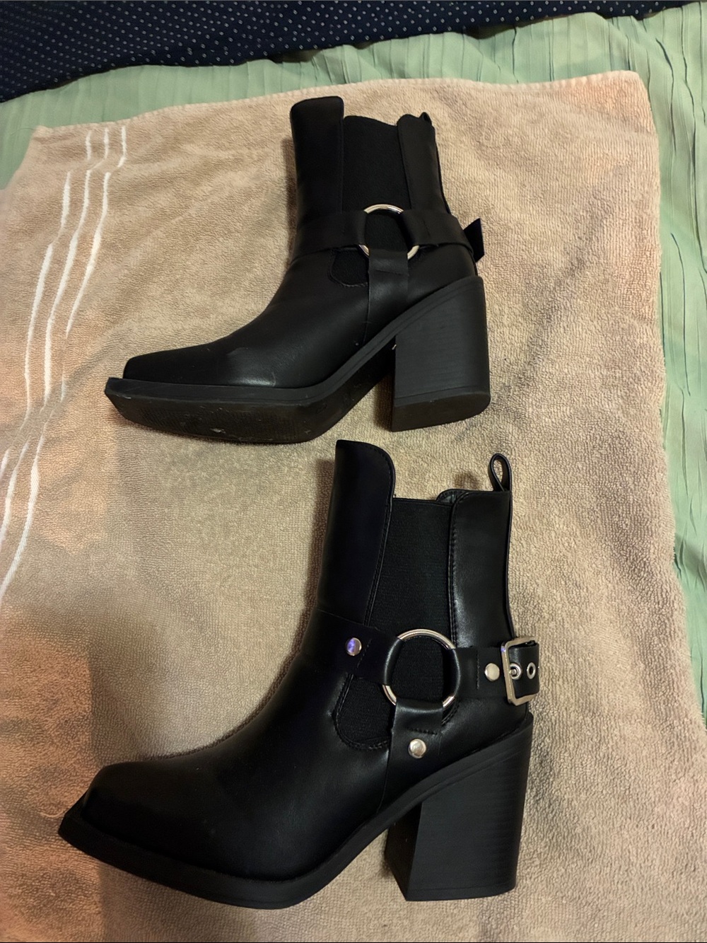 Black Western-Style Block Heel Ankle Boots